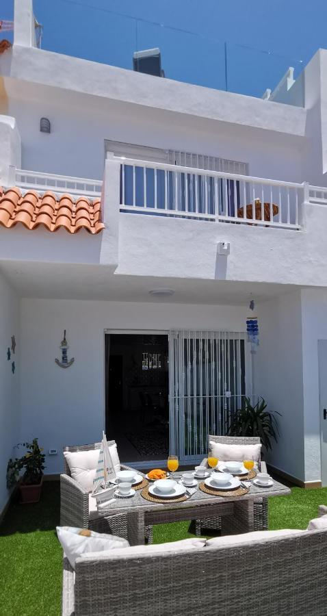 Villa Hortensia Адехе Екстериор снимка